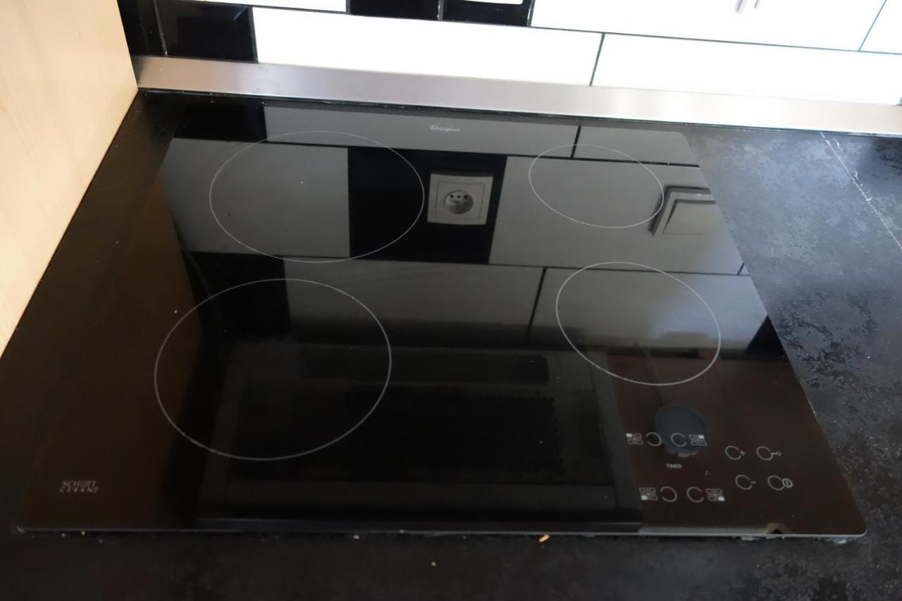 Apartman Hulin, Chrastany - Bily Luaran gambar