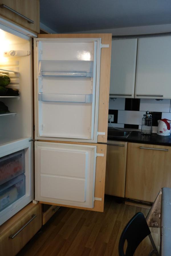 Apartman Hulin, Chrastany - Bily Luaran gambar